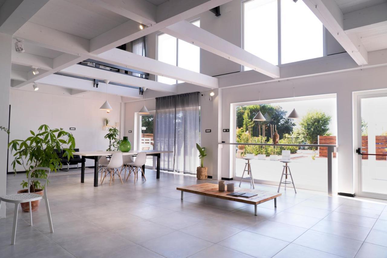 87029House Guest House สกาเลอา ภายนอก รูปภาพ