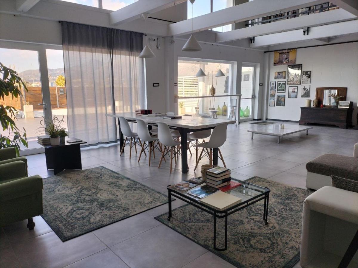 87029House Guest House สกาเลอา ภายนอก รูปภาพ